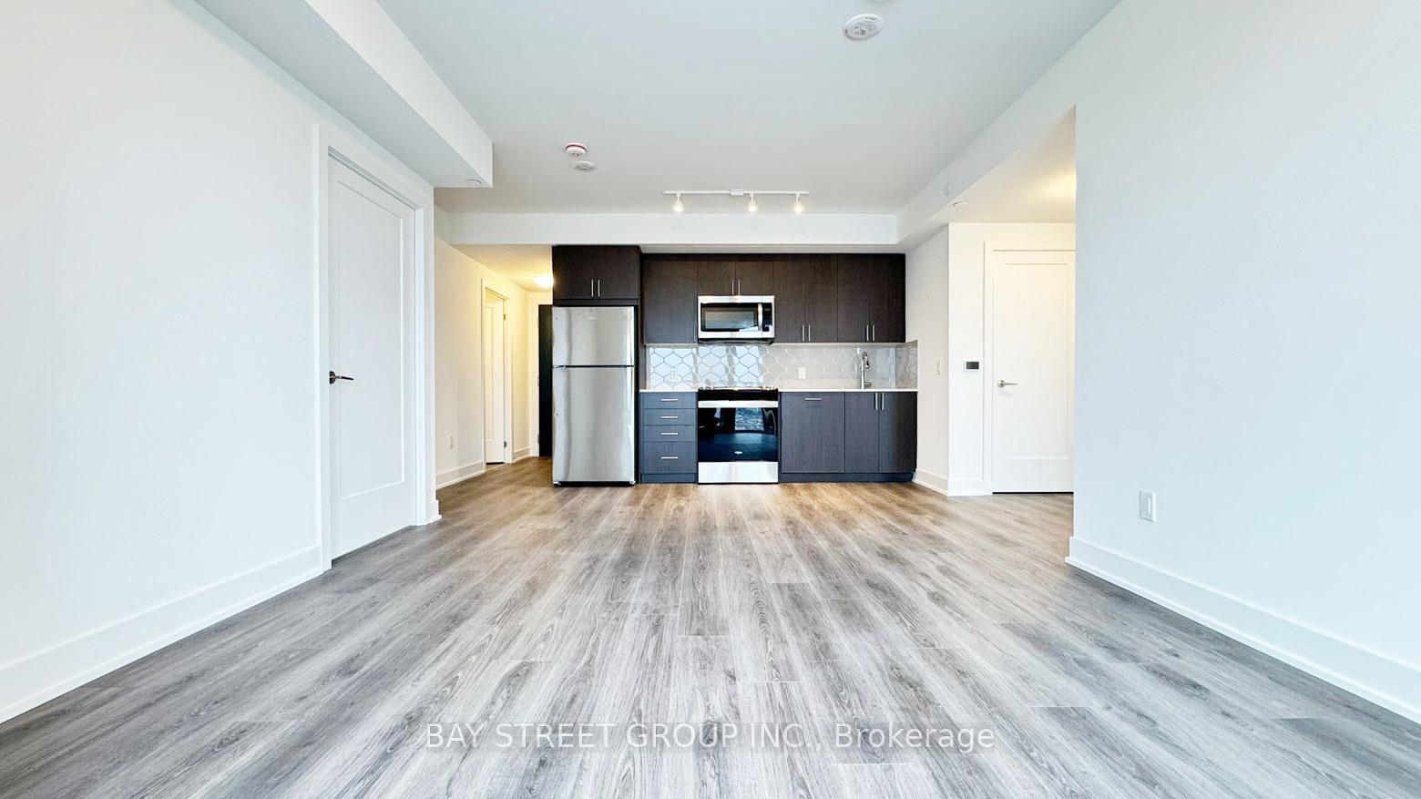 Photo 4 of Unit 1606, 2545 Simcoe Street N, Oshawa, Windfields — HOMEH