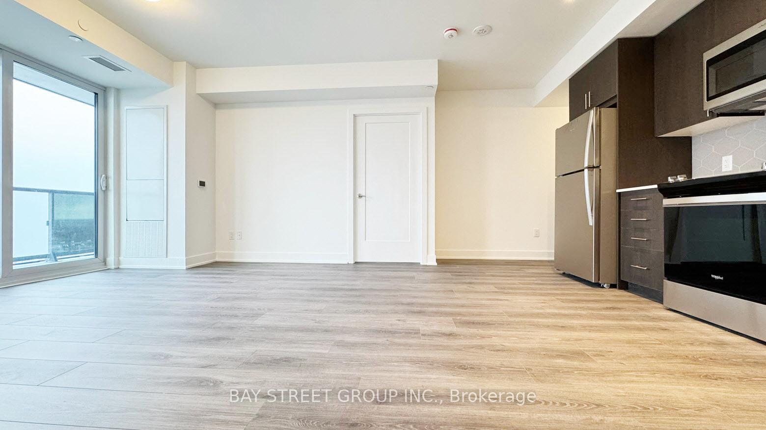 Photo 5 of Unit 1606, 2545 Simcoe Street N, Oshawa, Windfields — HOMEH