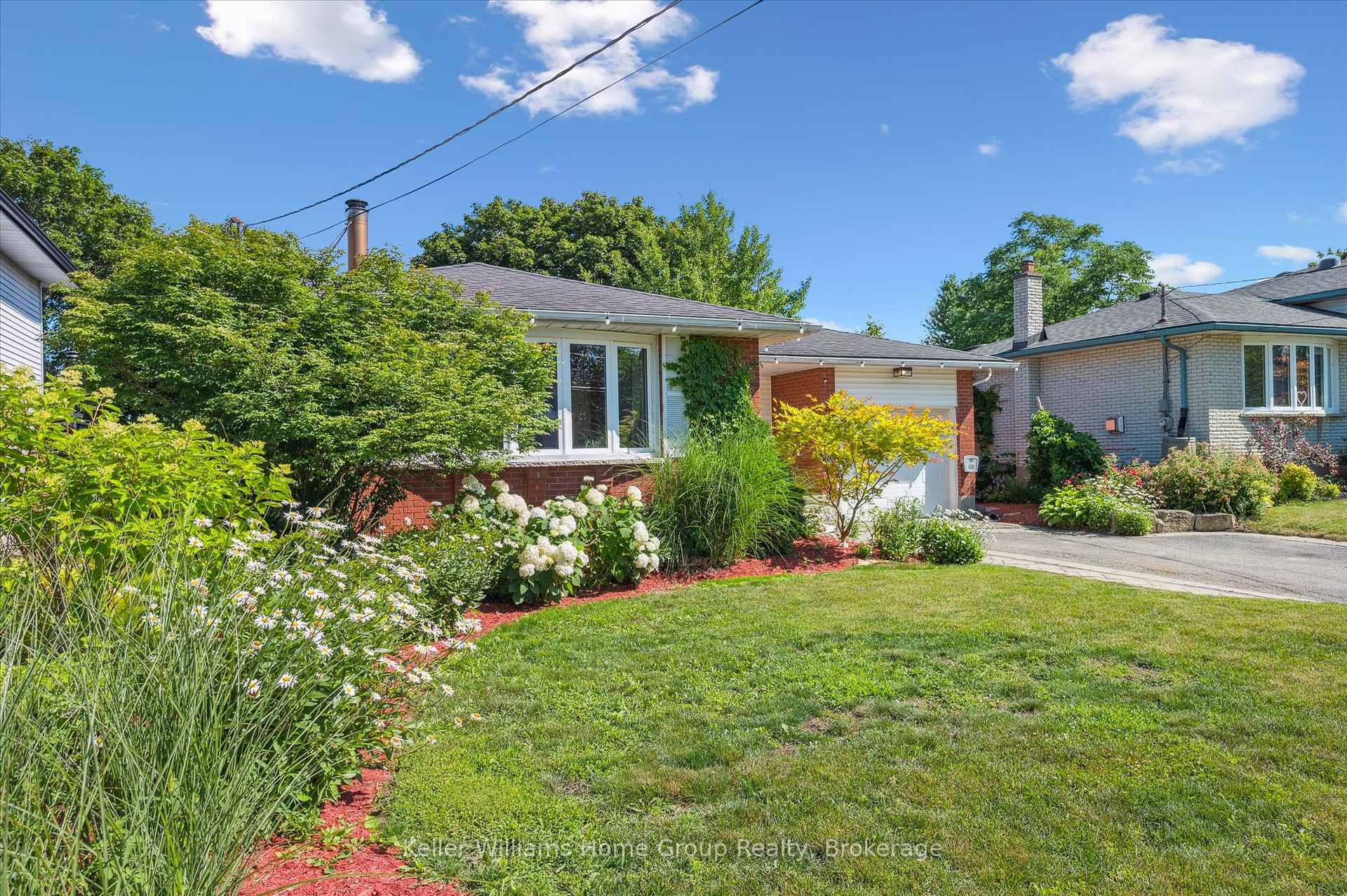 Photo 3 of 70 Balmoral Drive, Guelph, Riverside Park — HOMEH
