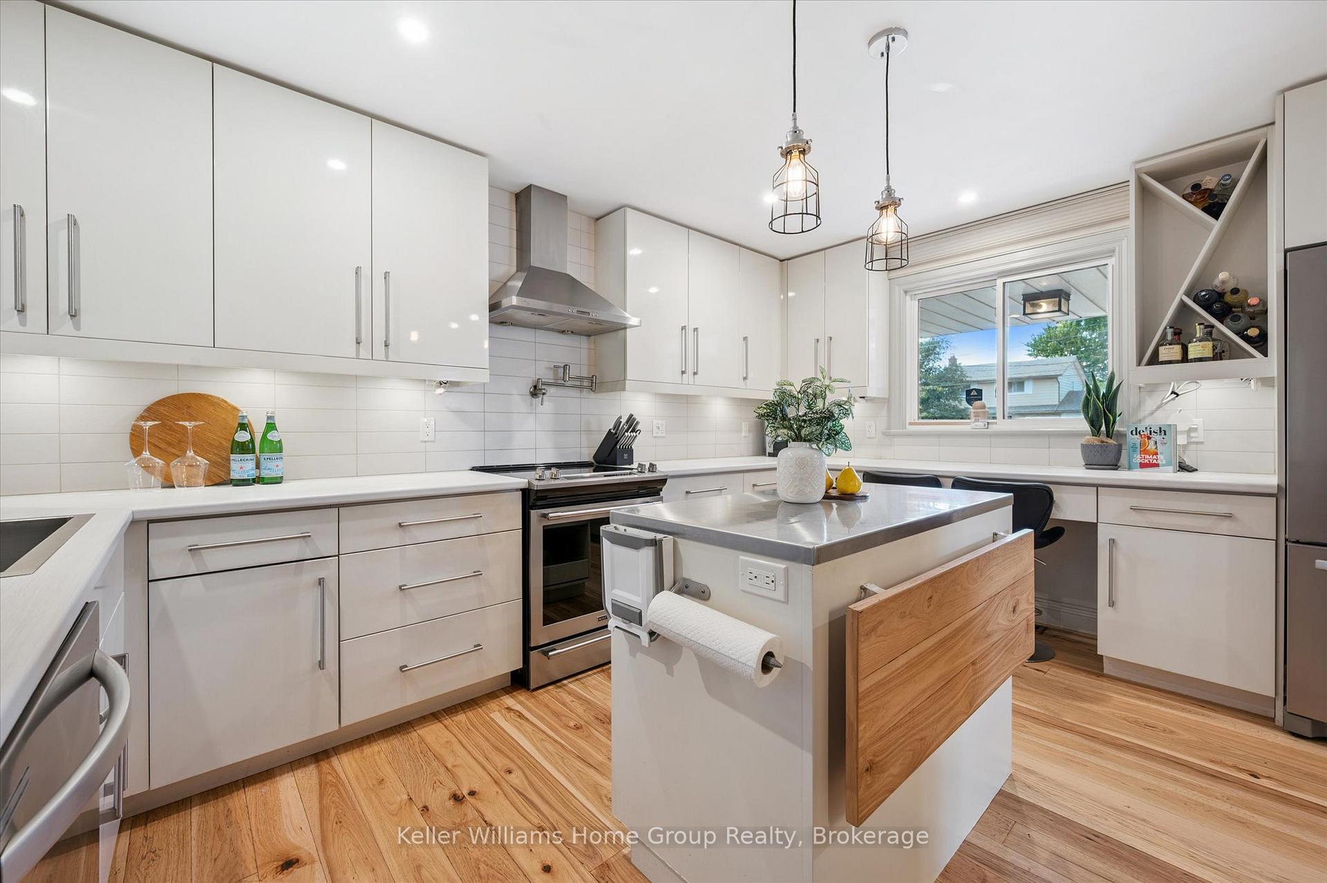 Photo 15 of 70 Balmoral Drive, Guelph, Riverside Park — HOMEH