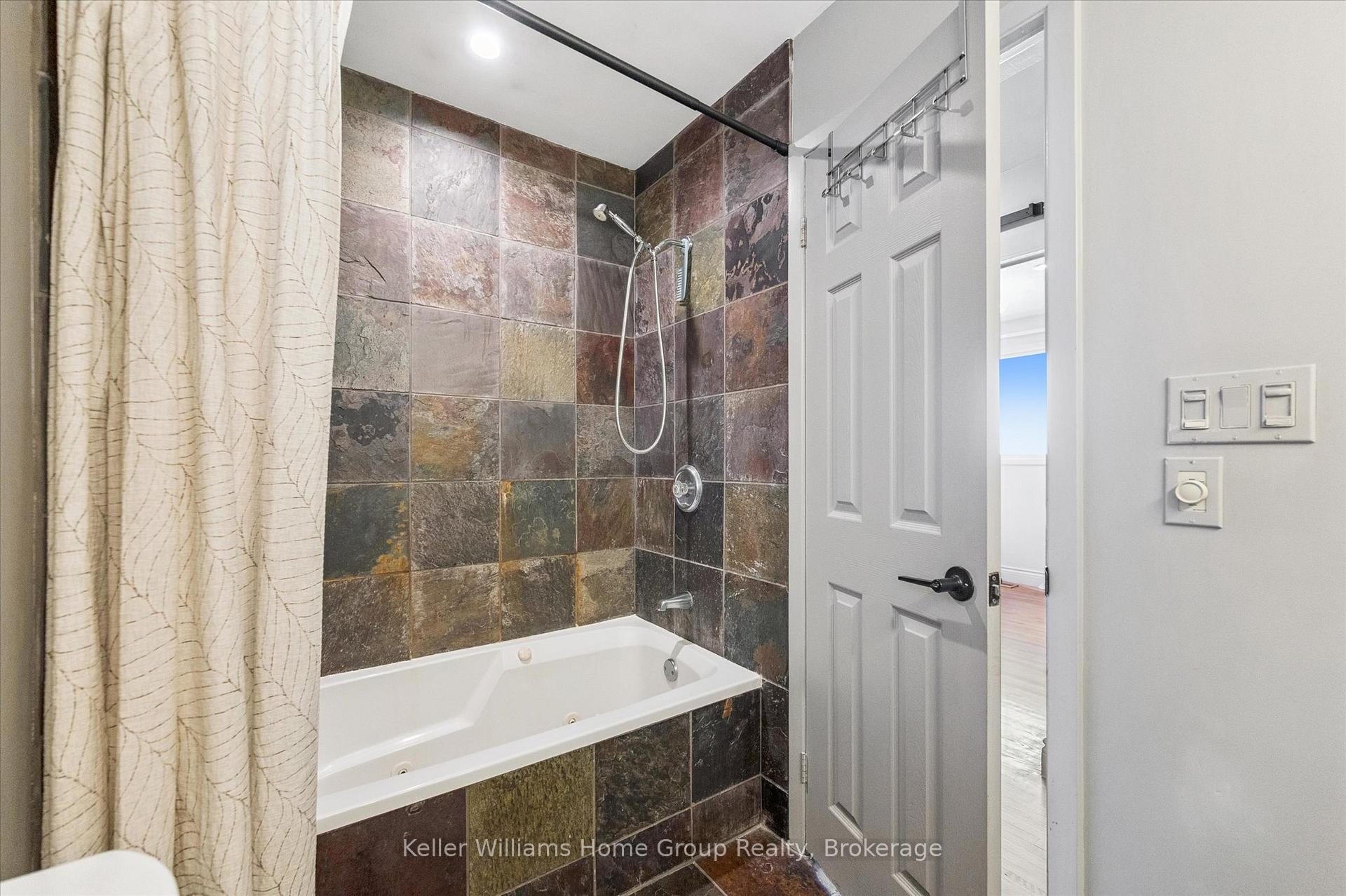 Photo 24 of 70 Balmoral Drive, Guelph, Riverside Park — HOMEH