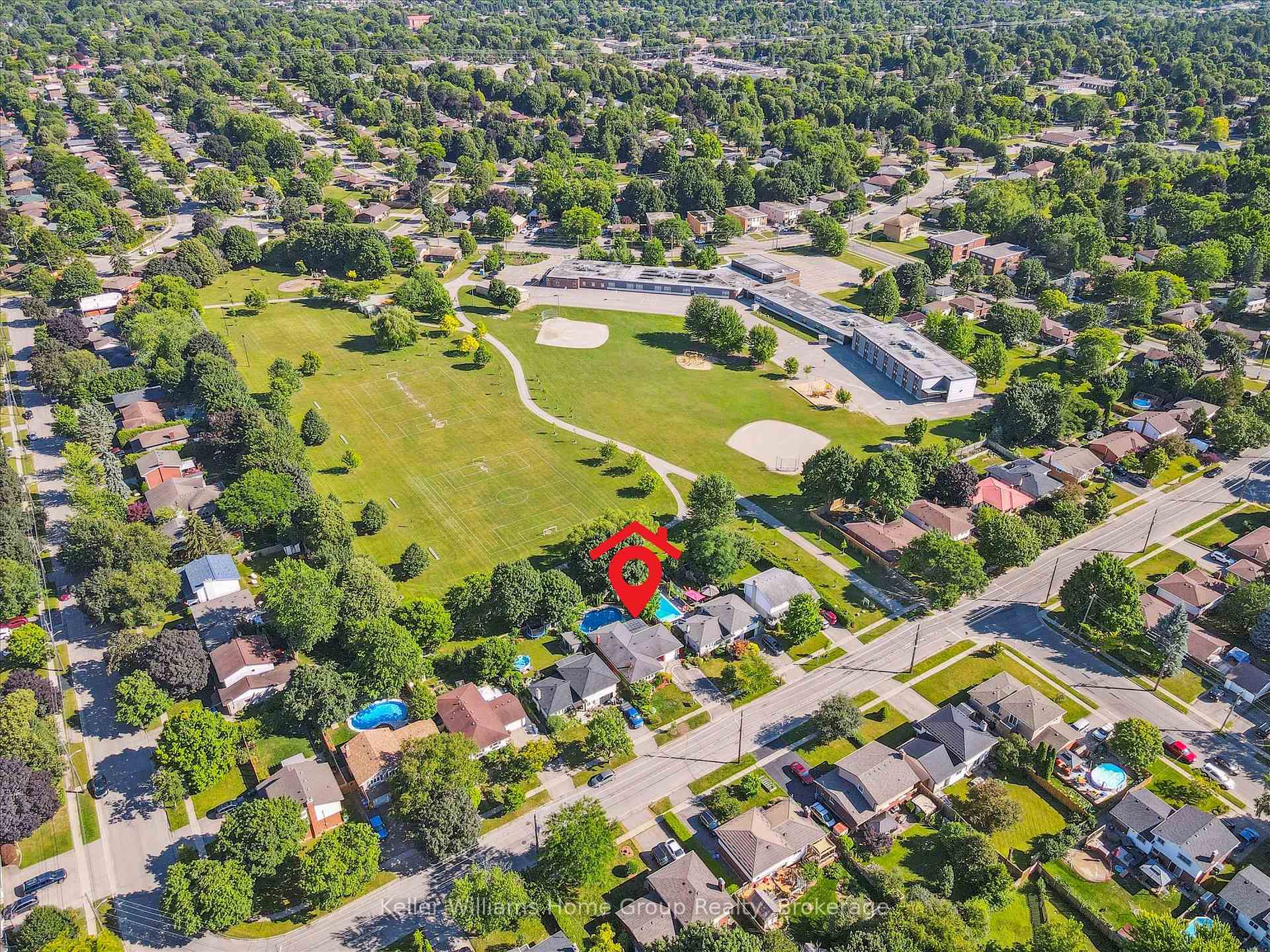 Photo 44 of 70 Balmoral Drive, Guelph, Riverside Park — HOMEH