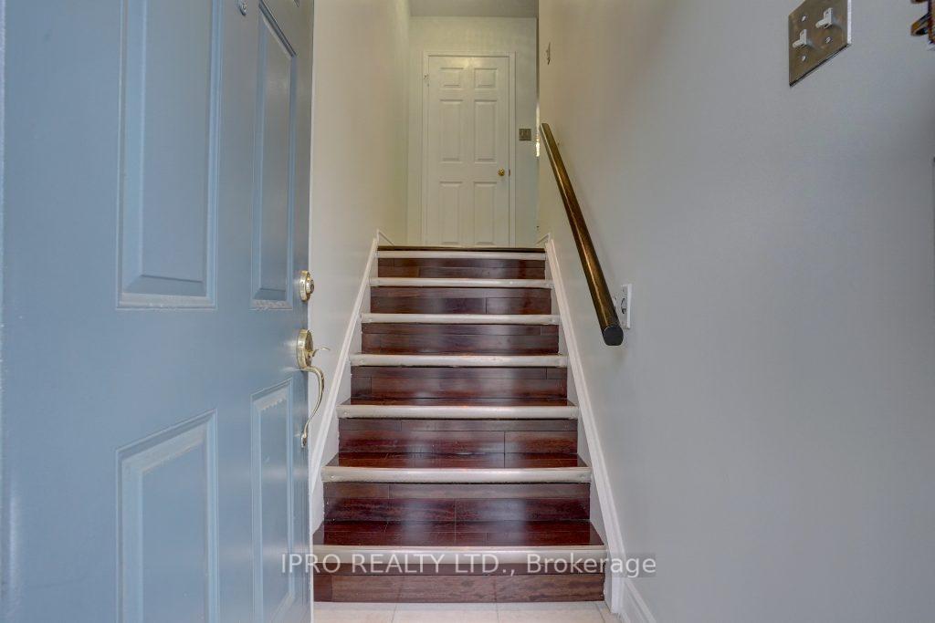 Photo 7 of Unit 47, 16B Leaside Park Drive, Toronto, Thorncliffe Park — HOMEH