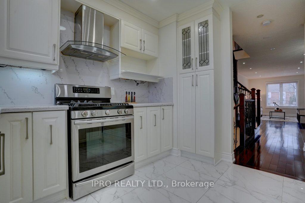 Photo 26 of Unit 47, 16B Leaside Park Drive, Toronto, Thorncliffe Park — HOMEH