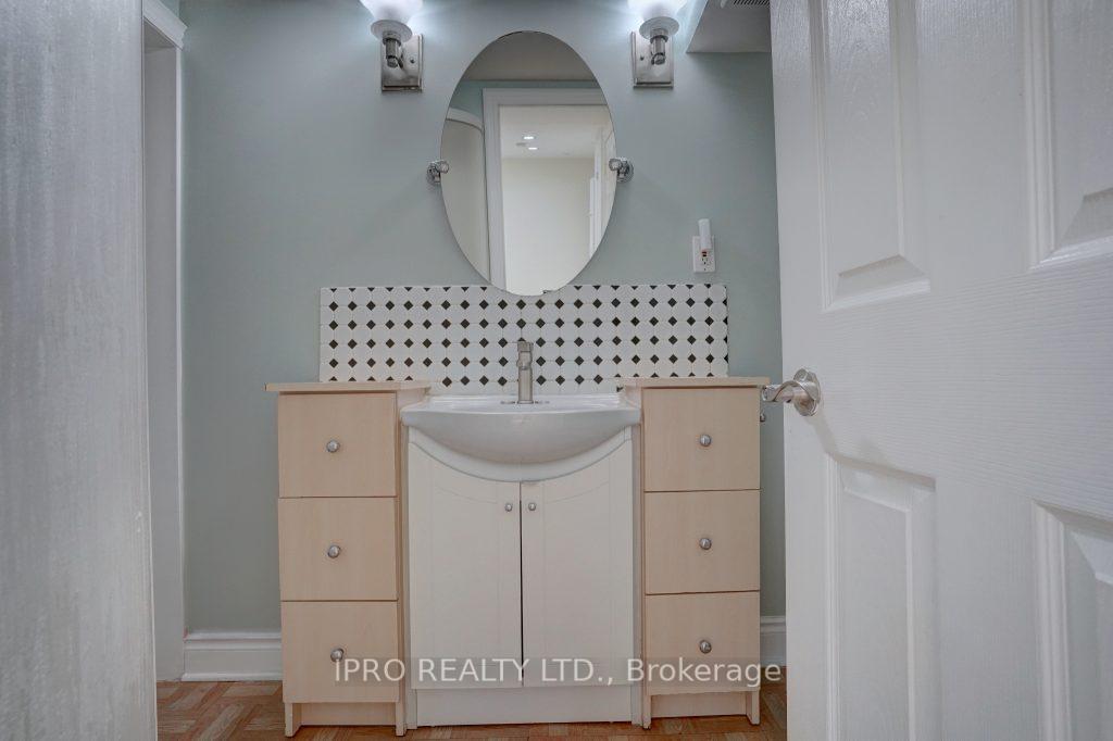 Photo 25 of Unit 47, 16B Leaside Park Drive, Toronto, Thorncliffe Park — HOMEH