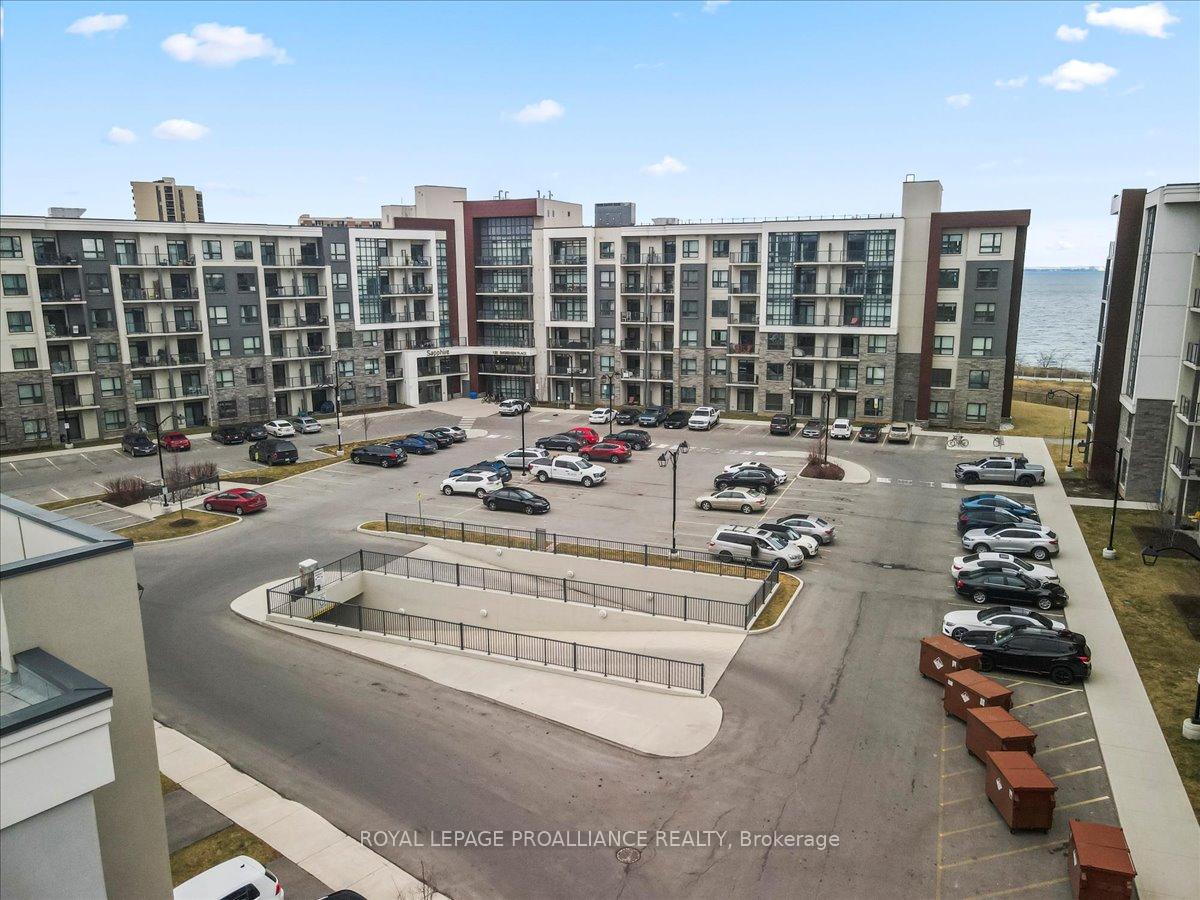 Photo 1 of Unit 239, 125 Shoreview Place, Hamilton, Lakeshore — HOMEH