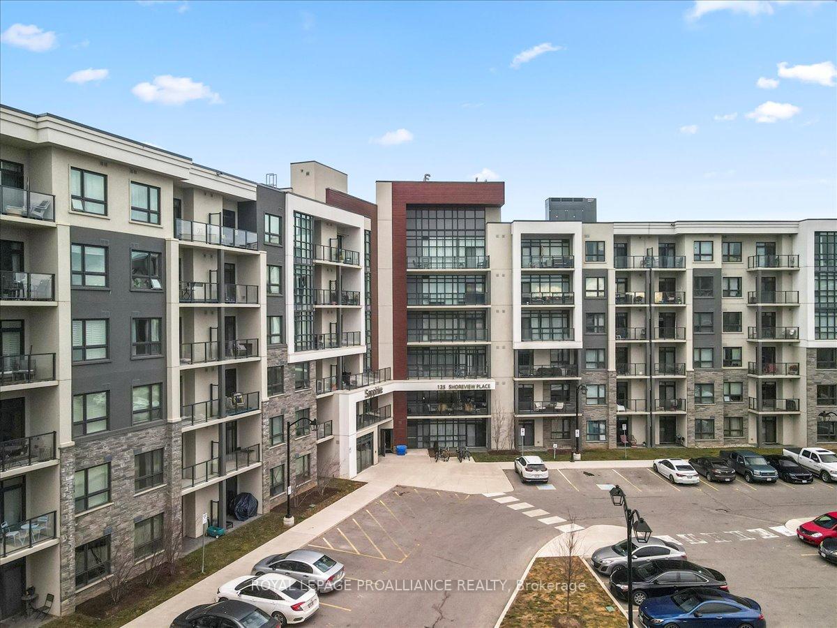 Photo 2 of Unit 239, 125 Shoreview Place, Hamilton, Lakeshore — HOMEH