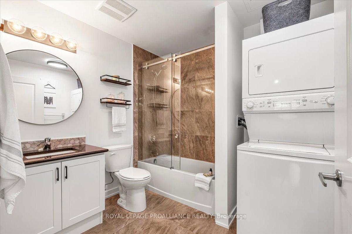 Photo 14 of Unit 239, 125 Shoreview Place, Hamilton, Lakeshore — HOMEH