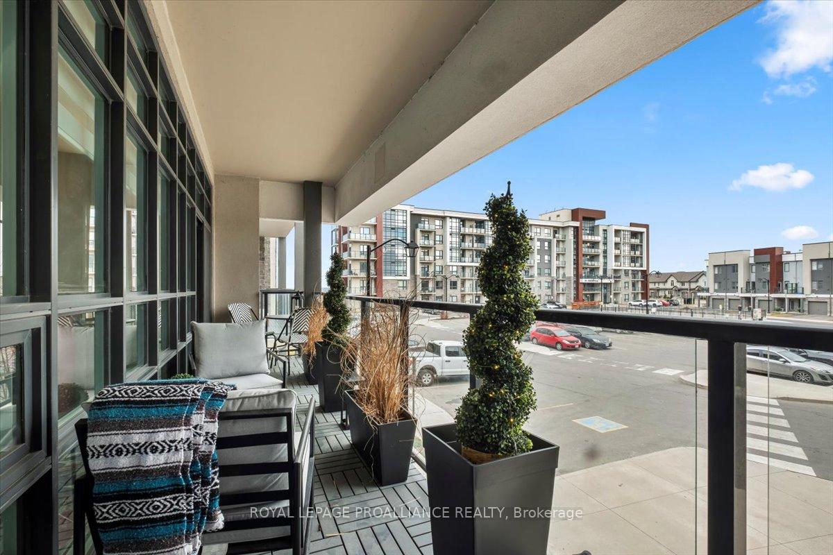 Photo 15 of Unit 239, 125 Shoreview Place, Hamilton, Lakeshore — HOMEH