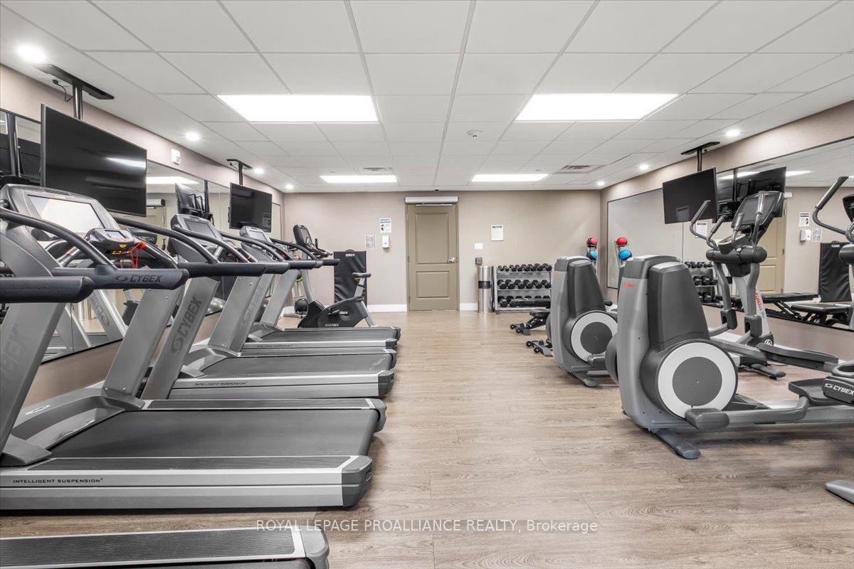 Photo 10 of Unit 239, 125 Shoreview Place, Hamilton, Lakeshore — HOMEH
