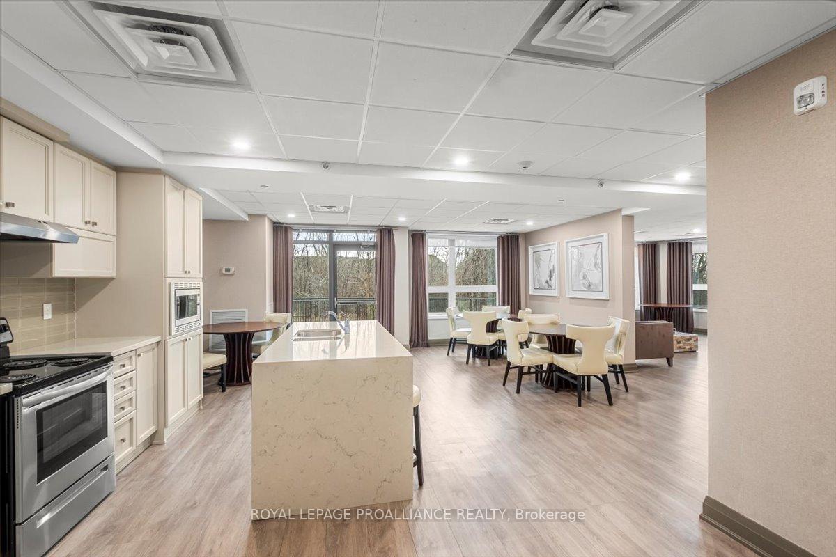 Photo 18 of Unit 239, 125 Shoreview Place, Hamilton, Lakeshore — HOMEH