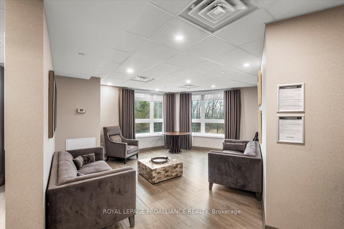 Photo 11 of Unit 239, 125 Shoreview Place, Hamilton, Lakeshore — HOMEH