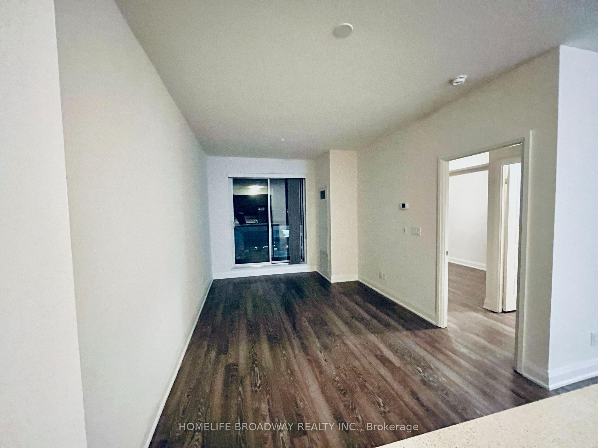 Photo 5 of Unit 726, 8228 Birchmount Road, Markham, Unionville — HOMEH