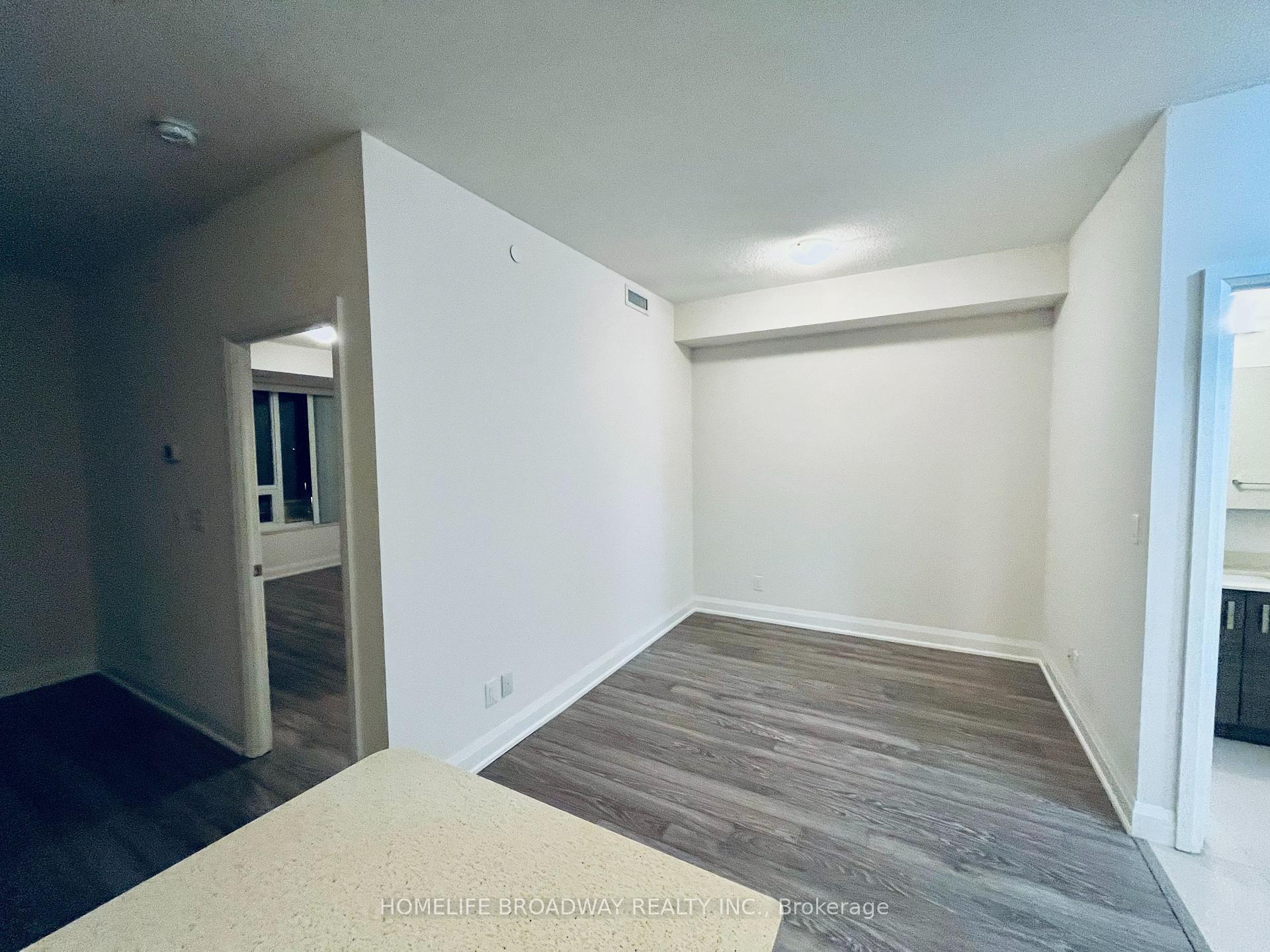 Photo 6 of Unit 726, 8228 Birchmount Road, Markham, Unionville — HOMEH