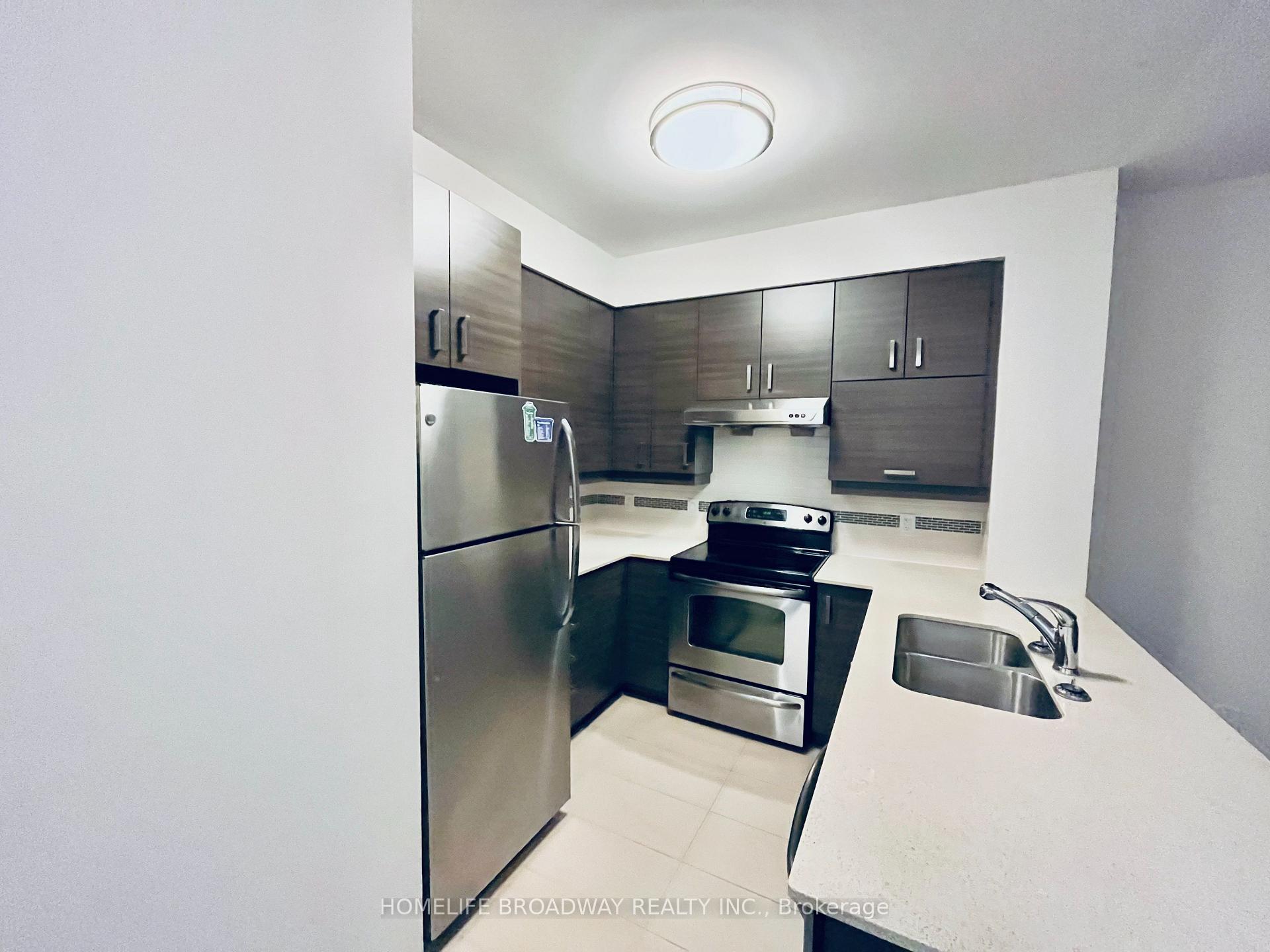 Photo 8 of Unit 726, 8228 Birchmount Road, Markham, Unionville — HOMEH