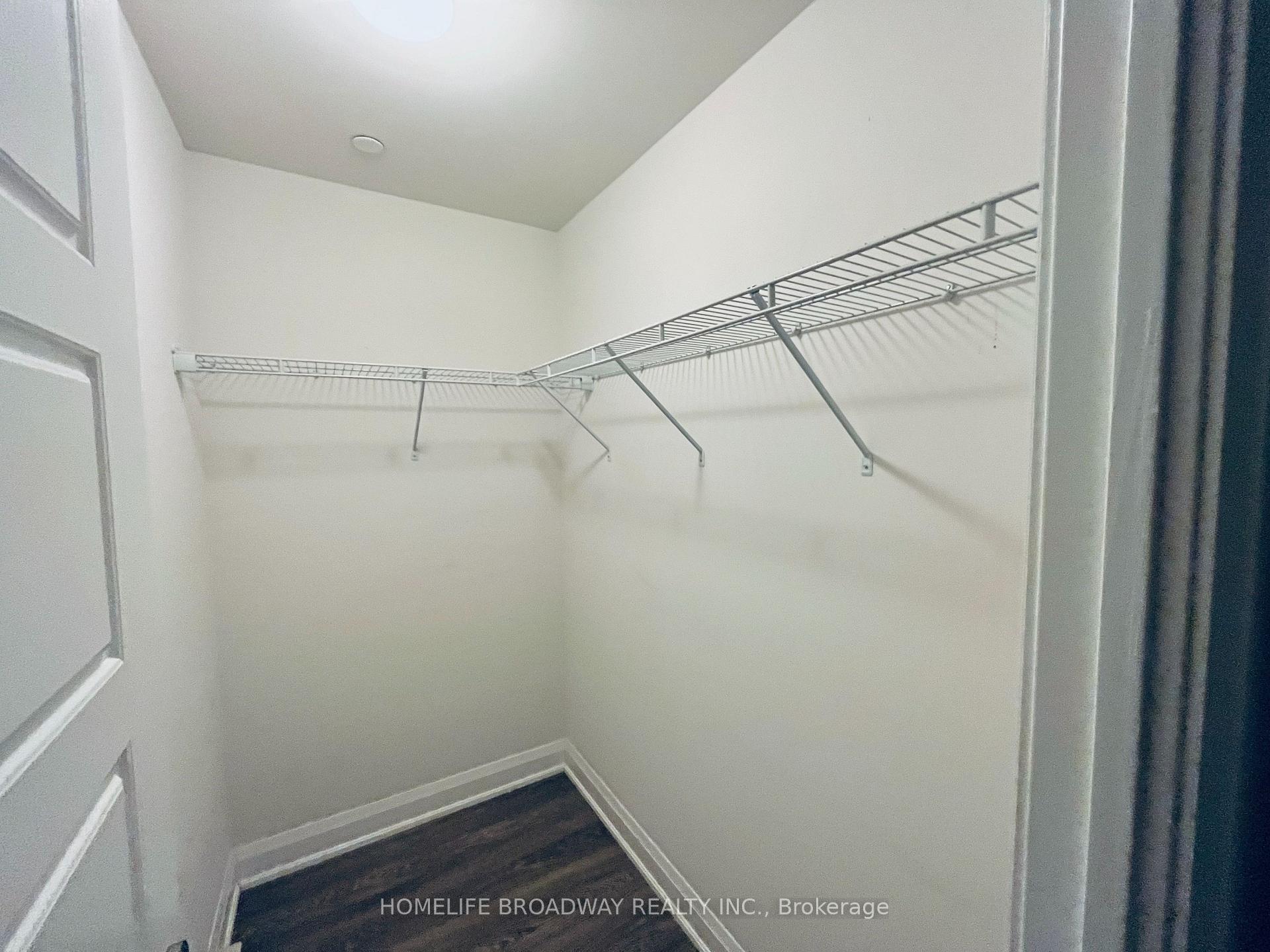 Photo 4 of Unit 726, 8228 Birchmount Road, Markham, Unionville — HOMEH