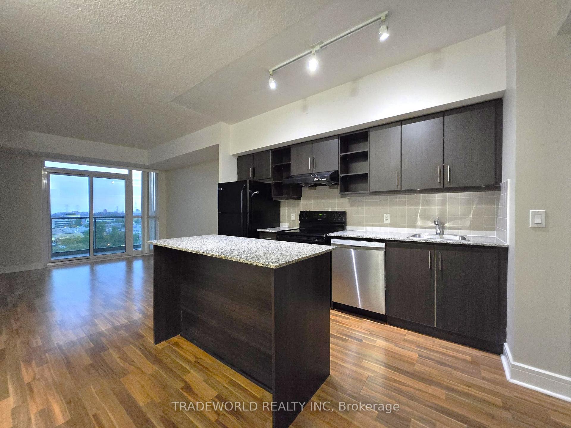 Photo 3 of Unit 1016, 35 Brian Peck Crescent, Toronto, Thorncliffe Park — HOMEH