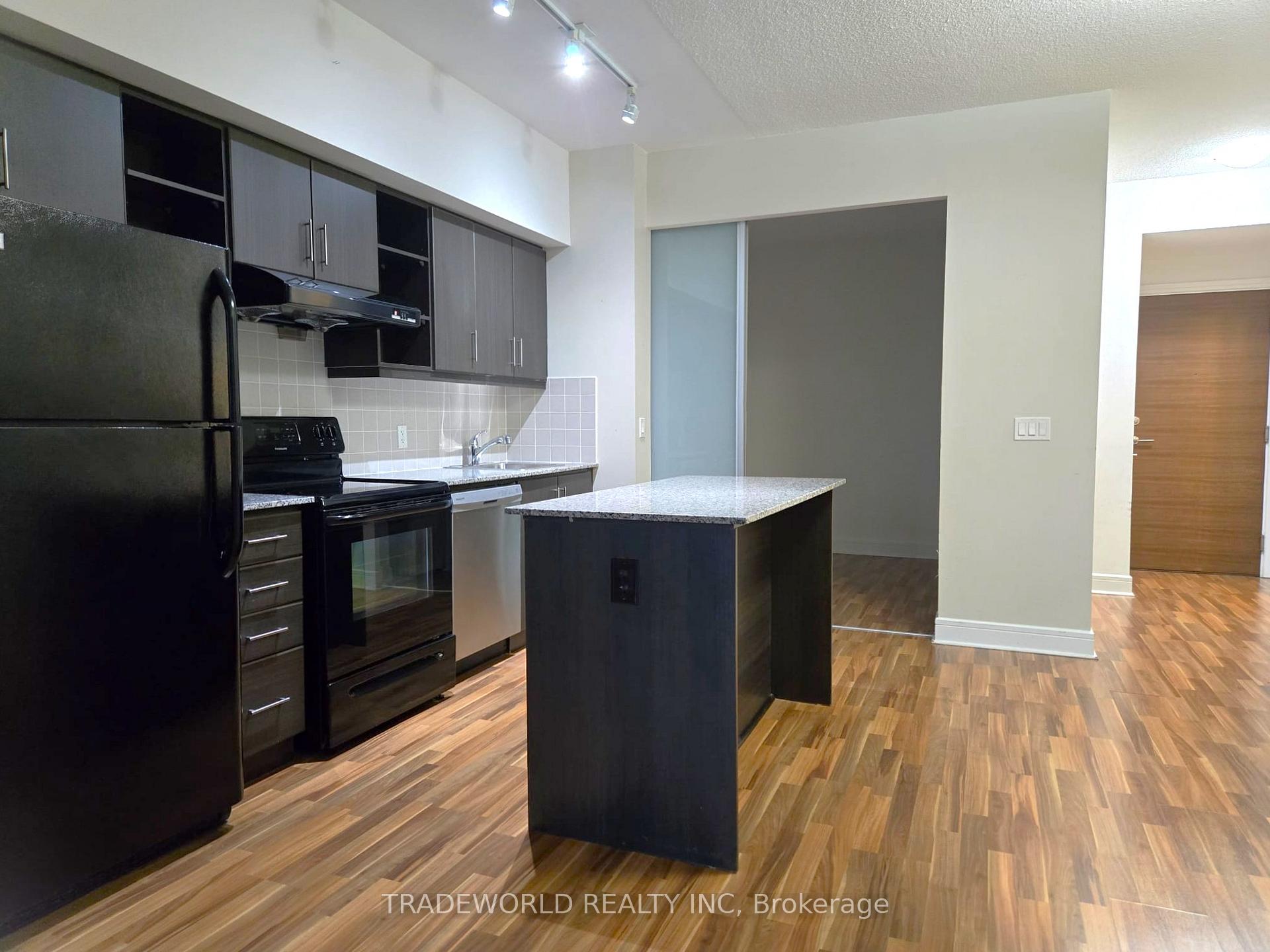 Photo 11 of Unit 1016, 35 Brian Peck Crescent, Toronto, Thorncliffe Park — HOMEH