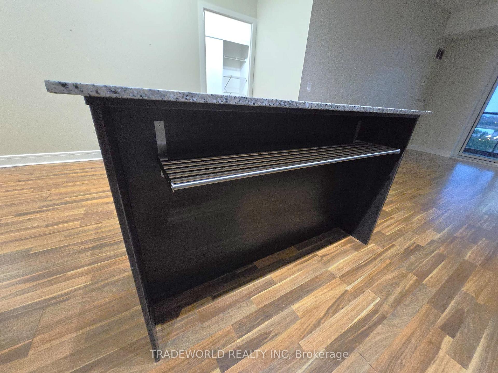 Photo 13 of Unit 1016, 35 Brian Peck Crescent, Toronto, Thorncliffe Park — HOMEH