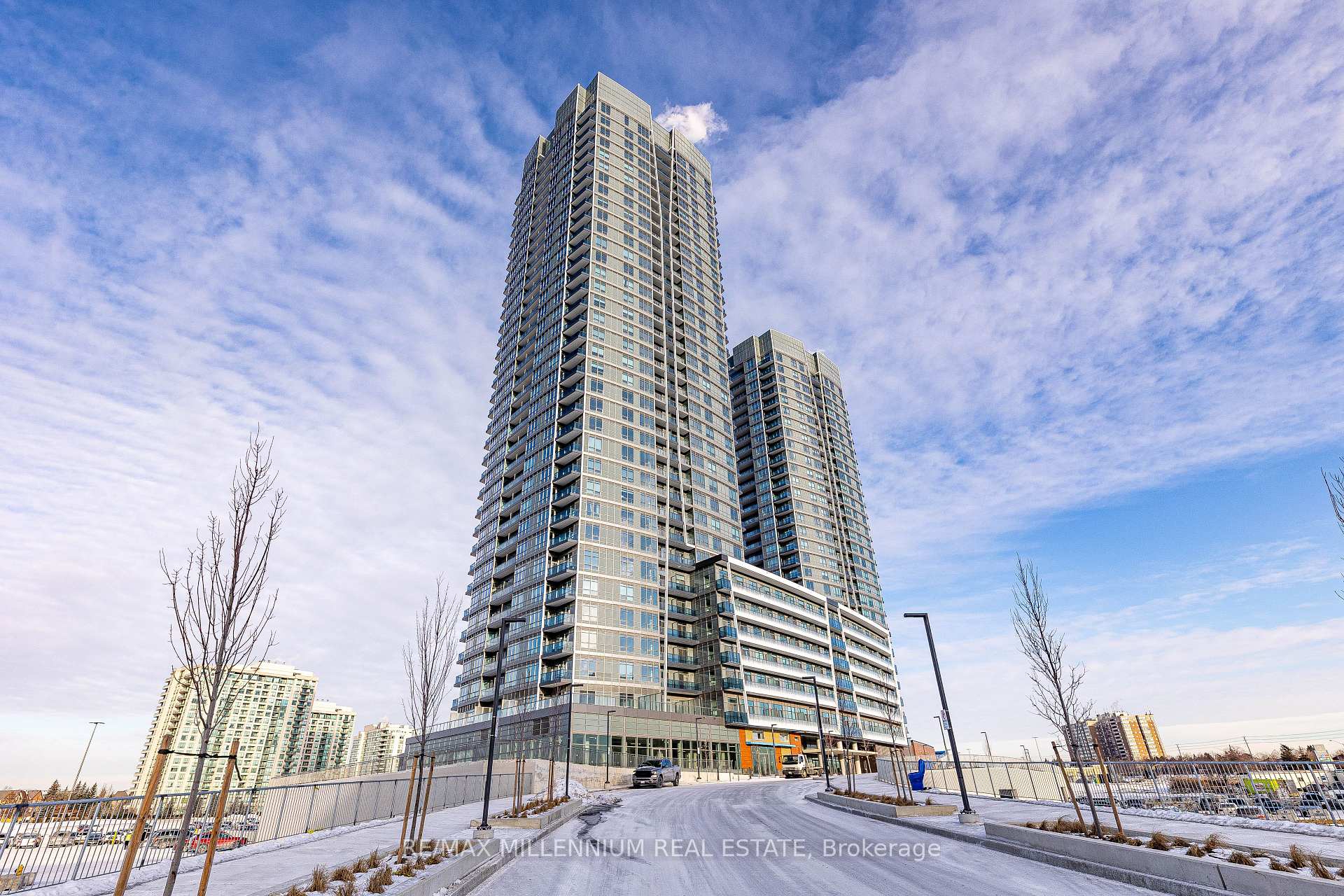 Front of Unit 510, 30 Upper Mall Way