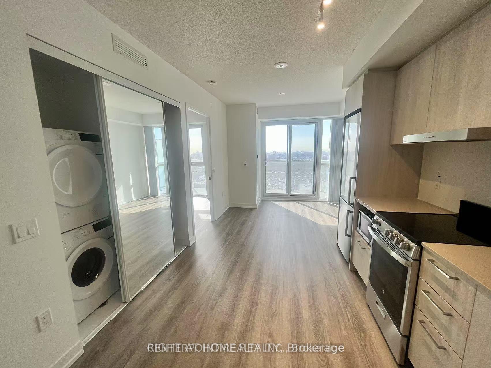 Photo 3 of Unit 2705, 195 Commerce Street, Vaughan, Vaughan Corporate Centre — HOMEH