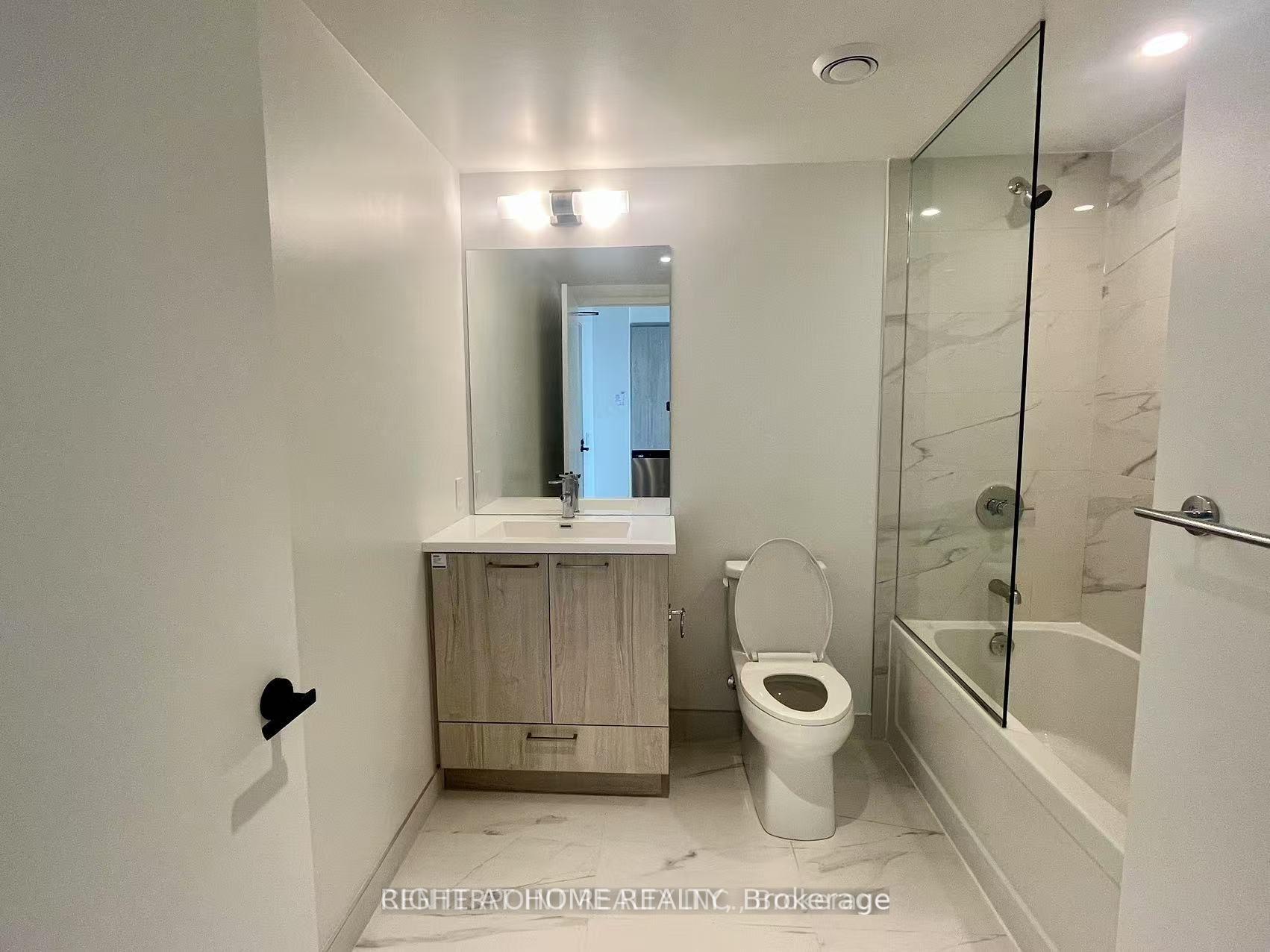 Photo 12 of Unit 2705, 195 Commerce Street, Vaughan, Vaughan Corporate Centre — HOMEH