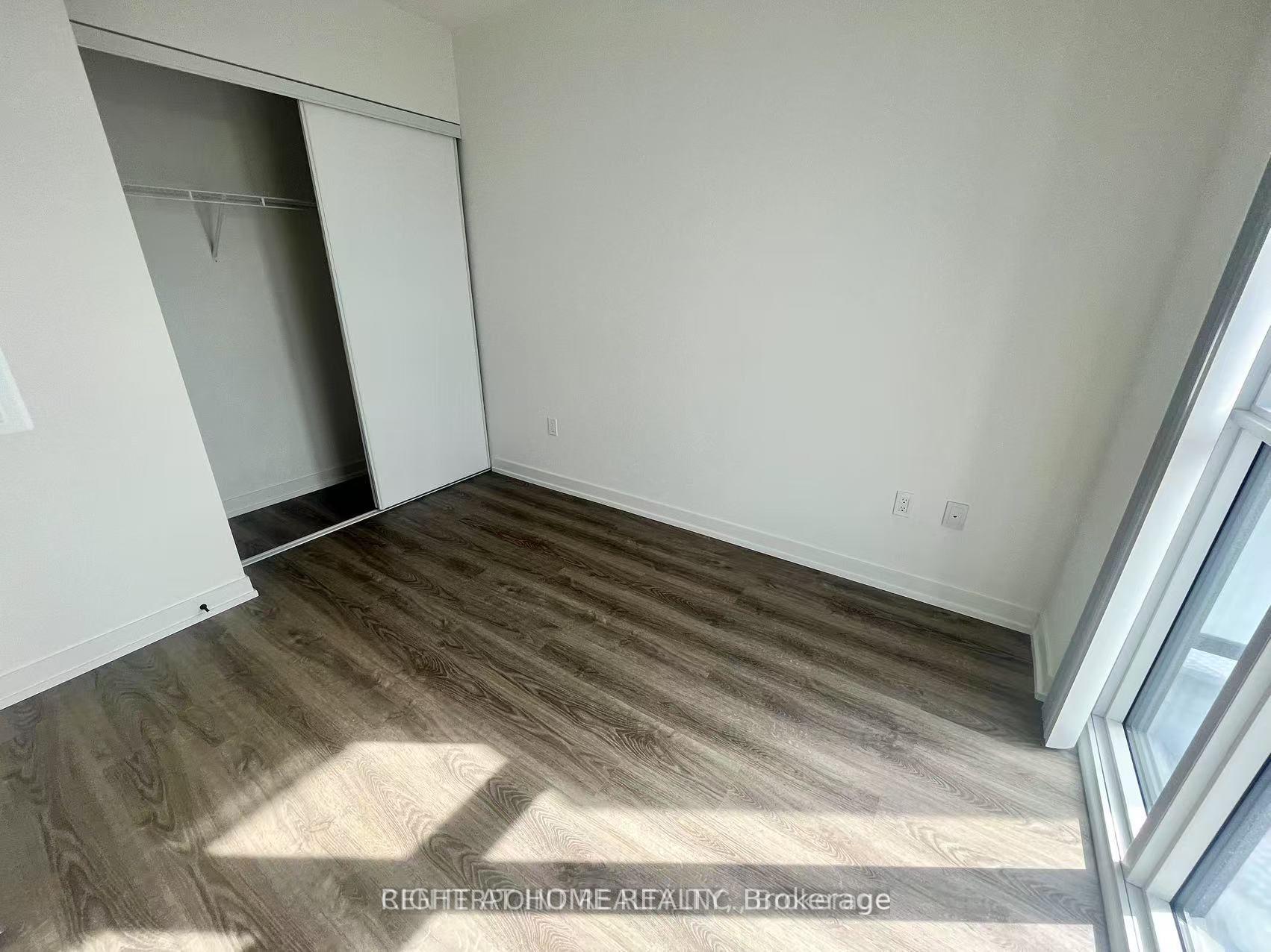 Photo 10 of Unit 2705, 195 Commerce Street, Vaughan, Vaughan Corporate Centre — HOMEH