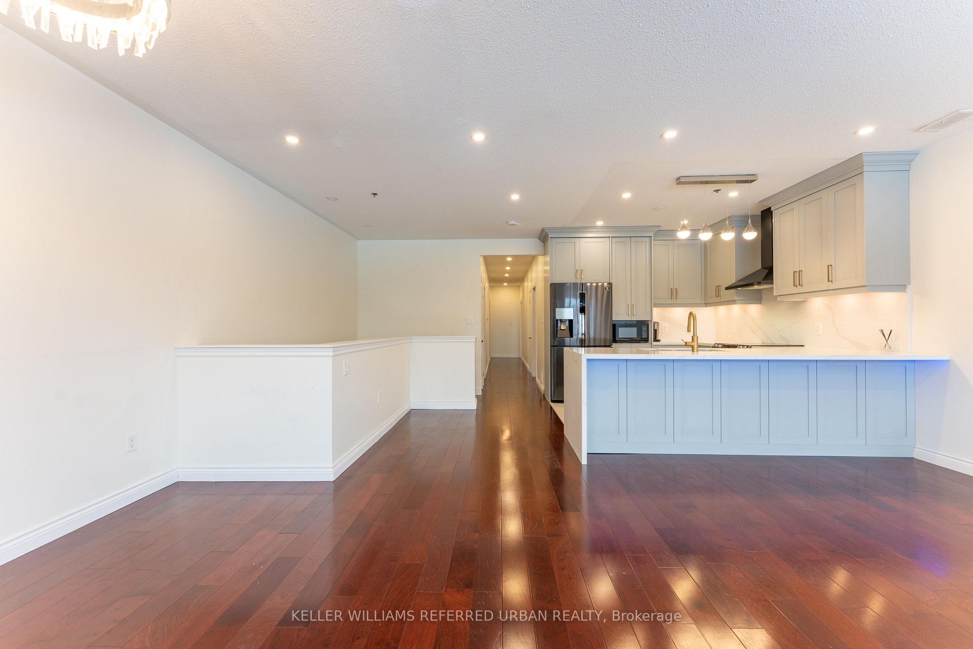Photo 4 of Unit TH219, 9421 Jane Street, Vaughan, Maple — HOMEH