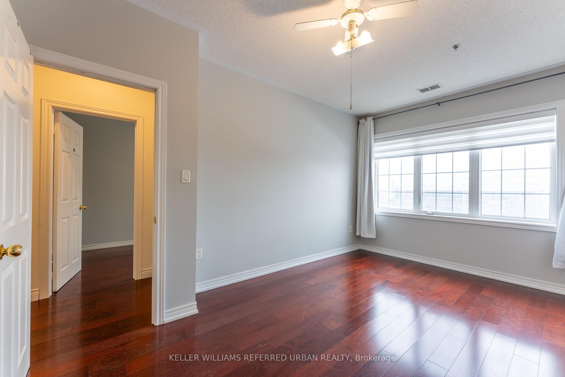 Photo 14 of Unit TH219, 9421 Jane Street, Vaughan, Maple — HOMEH
