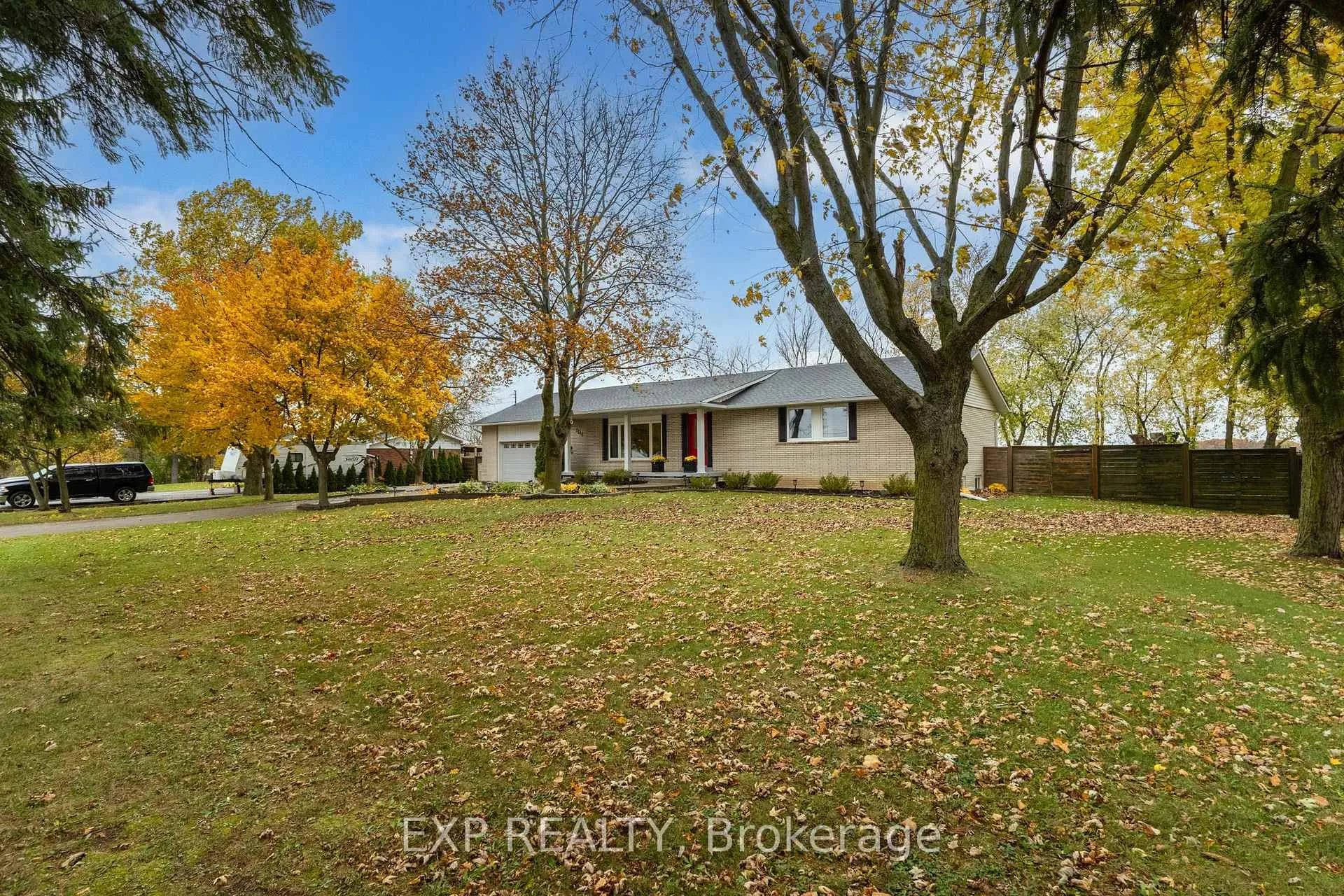 Photo 13 of 2116 Binbrook Road E, Hamilton, Binbrook — HOMEH