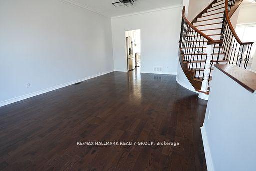 Photo 4 of 345 Stoneway Drive, Ottawa, Barrhaven East — HOMEH