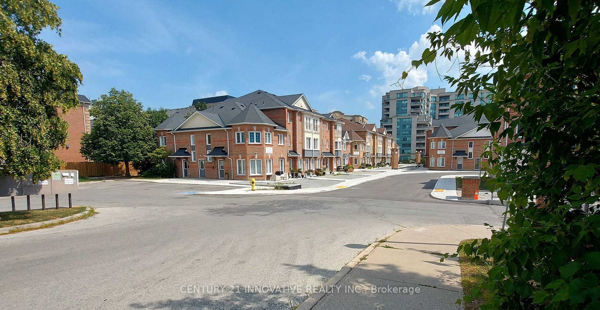 Photo 1 of Unit 3, 151 Townsgate Drive, Vaughan, Crestwood-Springfarm-Yorkhill — HOMEH
