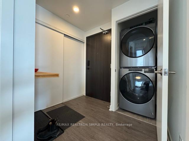 Photo 6 of Unit 606, 56 Lakeside Terrace, Barrie, Little Lake — HOMEH