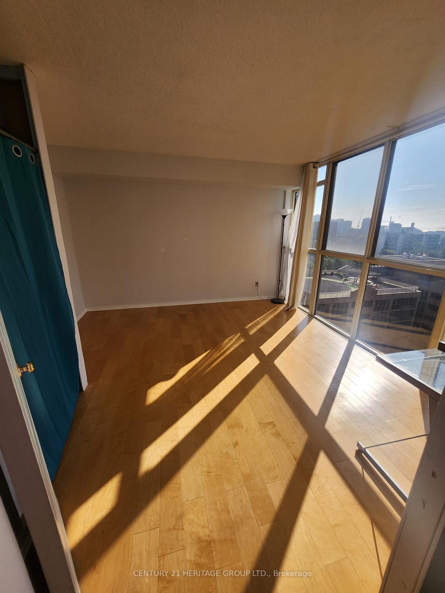 Photo 26 of Unit 1010, 15 Maitland Place, Toronto, Cabbagetown-South St. James Town — HOMEH