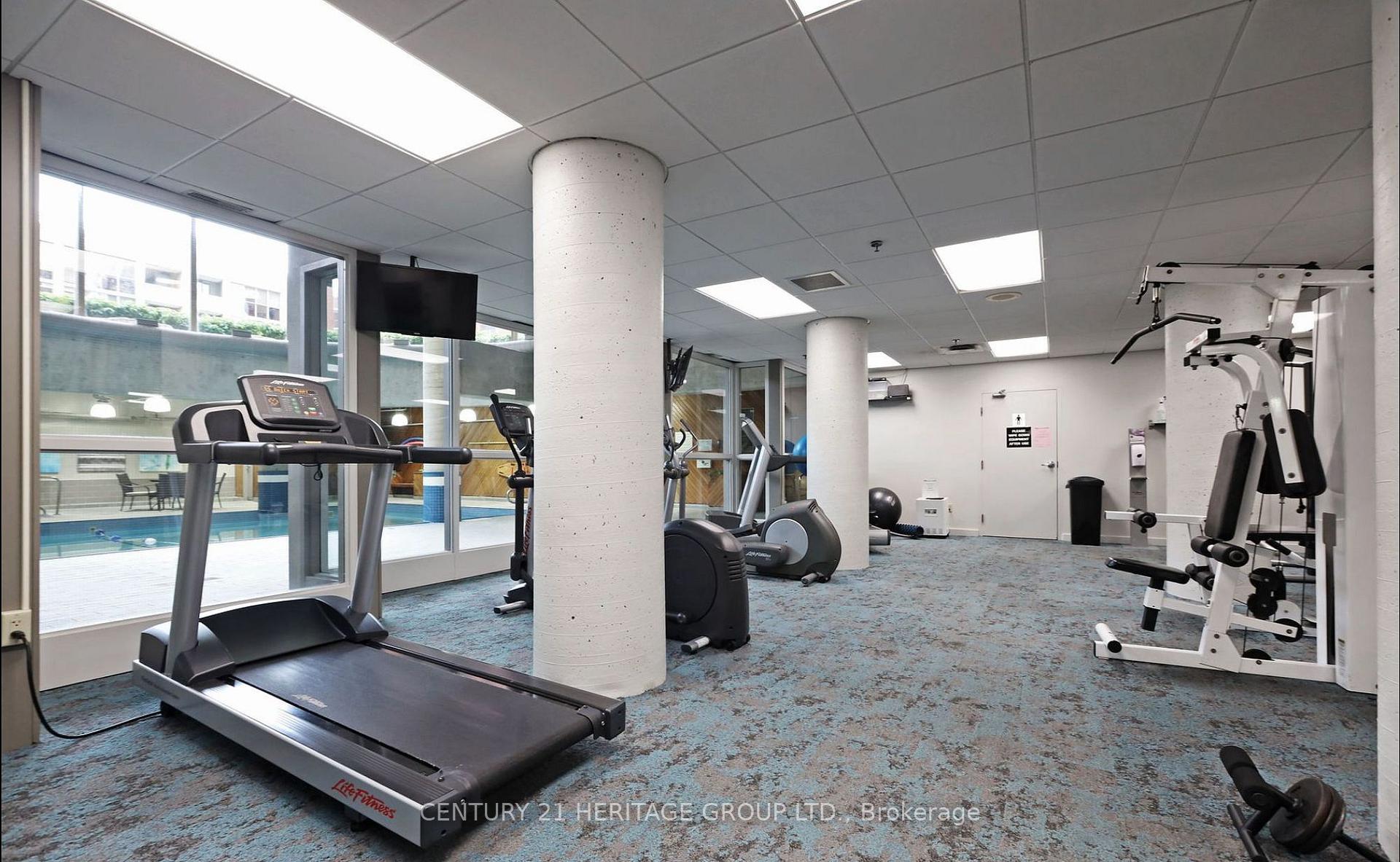 Photo 10 of Unit 1010, 15 Maitland Place, Toronto, Cabbagetown-South St. James Town — HOMEH