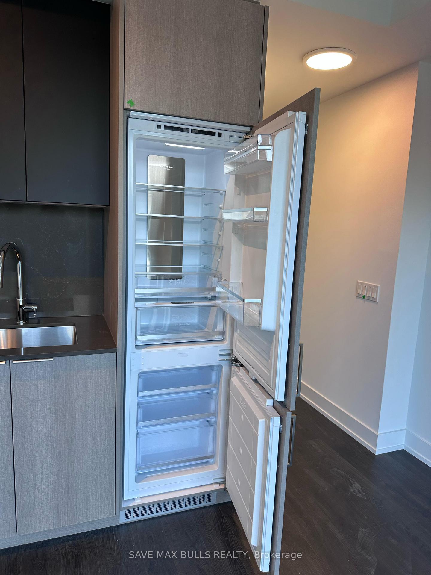 Photo 3 of Unit 2210, 308 Jarvis Street, Toronto, Church-Yonge Corridor — HOMEH