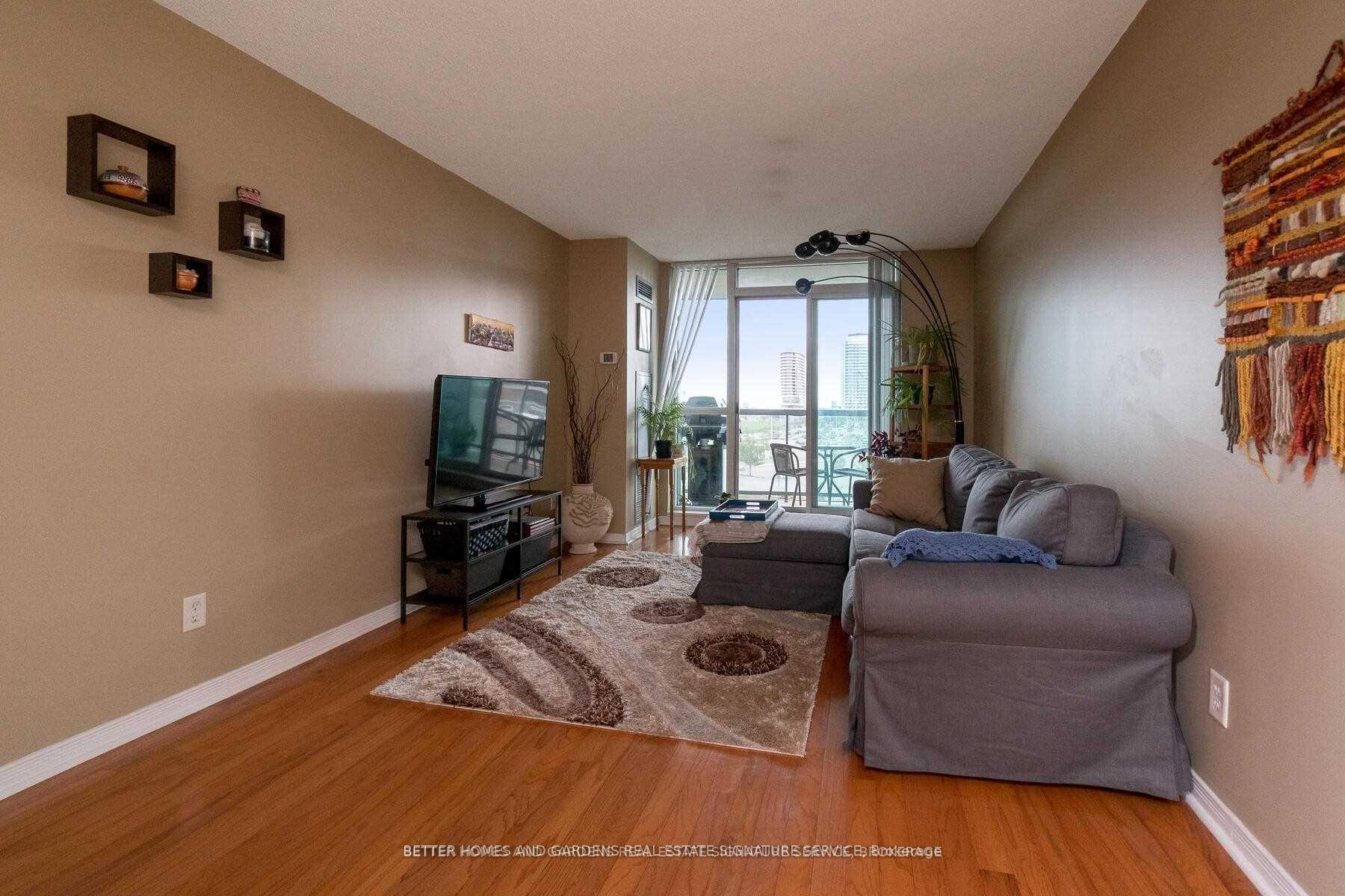 Photo 5 of Unit 504, 2585 Erin Centre Boulevard, Mississauga, Central Erin Mills — HOMEH