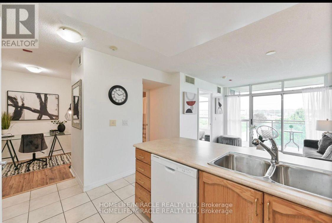 Photo 19 of Unit 409, 1600 Charles Street, Whitby, Port Whitby — HOMEH