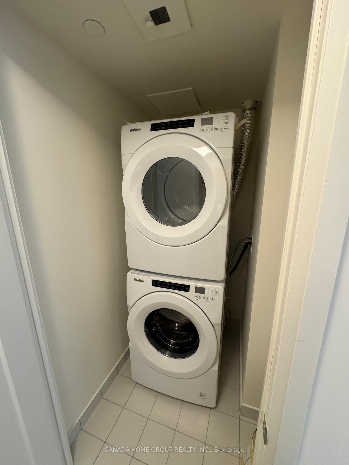 Photo 10 of Unit 809, 8960 Jane Street, Vaughan, Concord — HOMEH