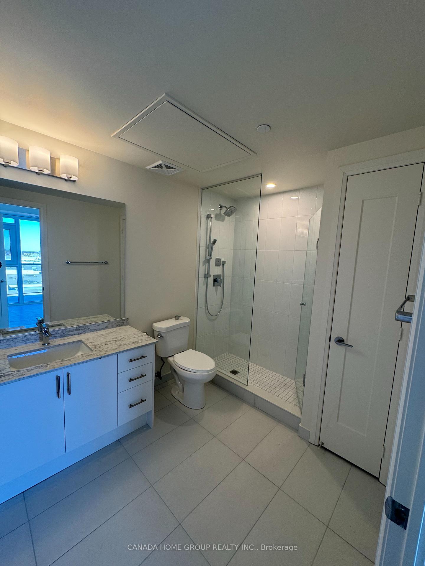Photo 6 of Unit 809, 8960 Jane Street, Vaughan, Concord — HOMEH