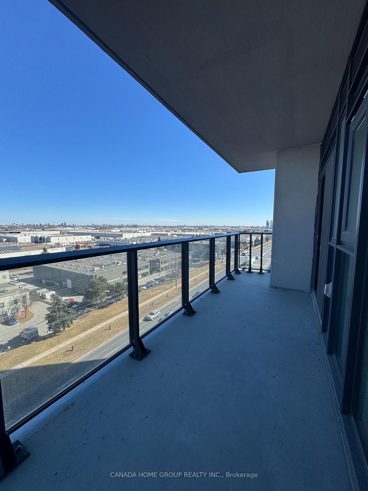 Photo 8 of Unit 809, 8960 Jane Street, Vaughan, Concord — HOMEH