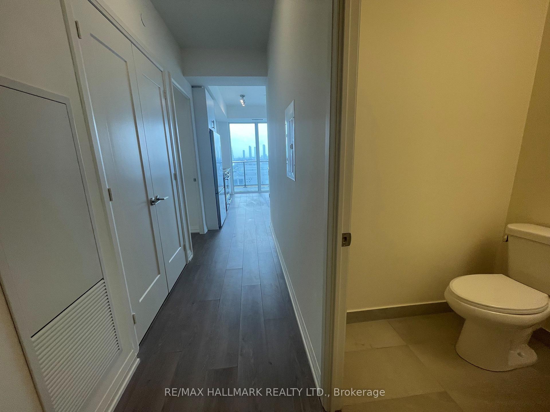 Photo 30 of Unit 812, 8960 Jane Street, Vaughan, Concord — HOMEH