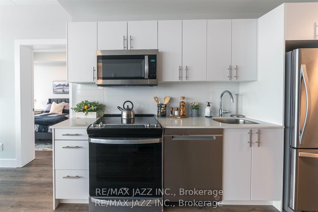 Photo 13 of Unit 206, 80 Bond Street E, Oshawa, O'Neill — HOMEH