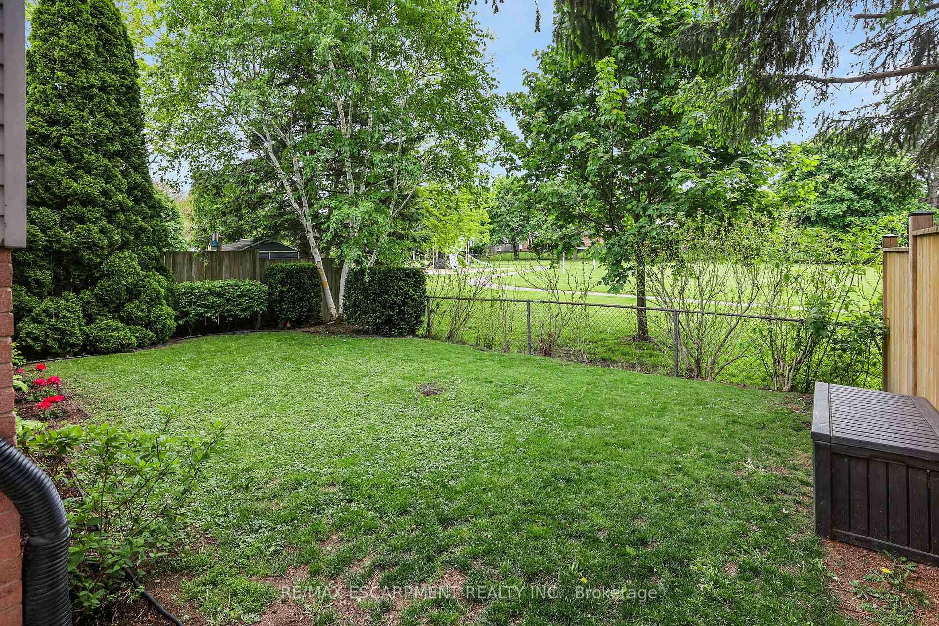 Photo 2 of 47 Sandra Crescent, Grimsby, Grimsby East — HOMEH