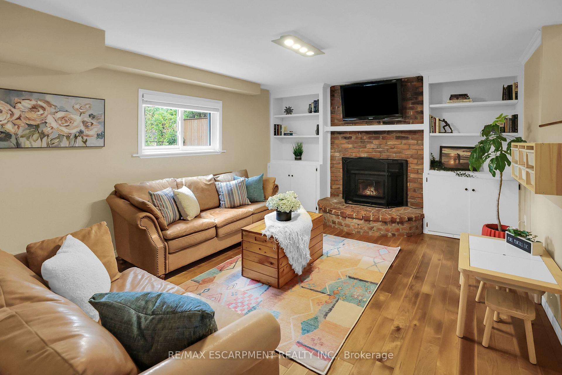 Photo 12 of 47 Sandra Crescent, Grimsby, Grimsby East — HOMEH