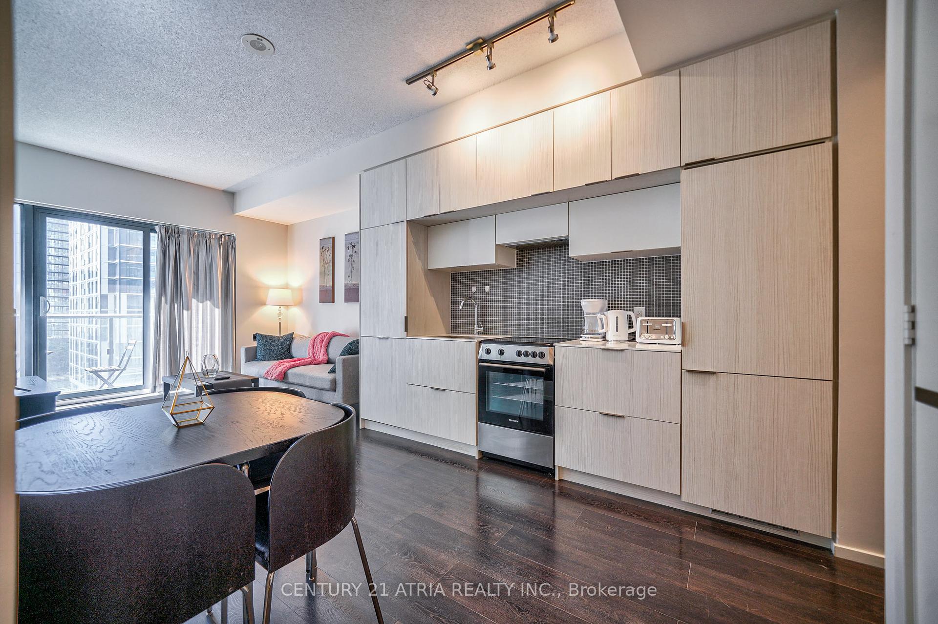 Photo 12 of Unit 1002, 159 Dundas Street E, Toronto, Church-Yonge Corridor — HOMEH