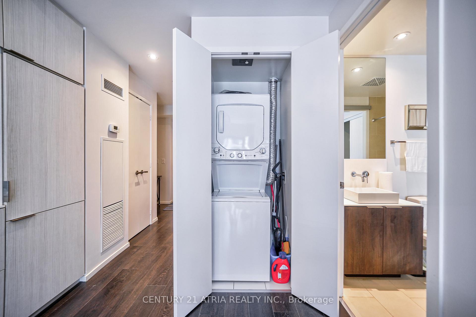Photo 18 of Unit 1002, 159 Dundas Street E, Toronto, Church-Yonge Corridor — HOMEH