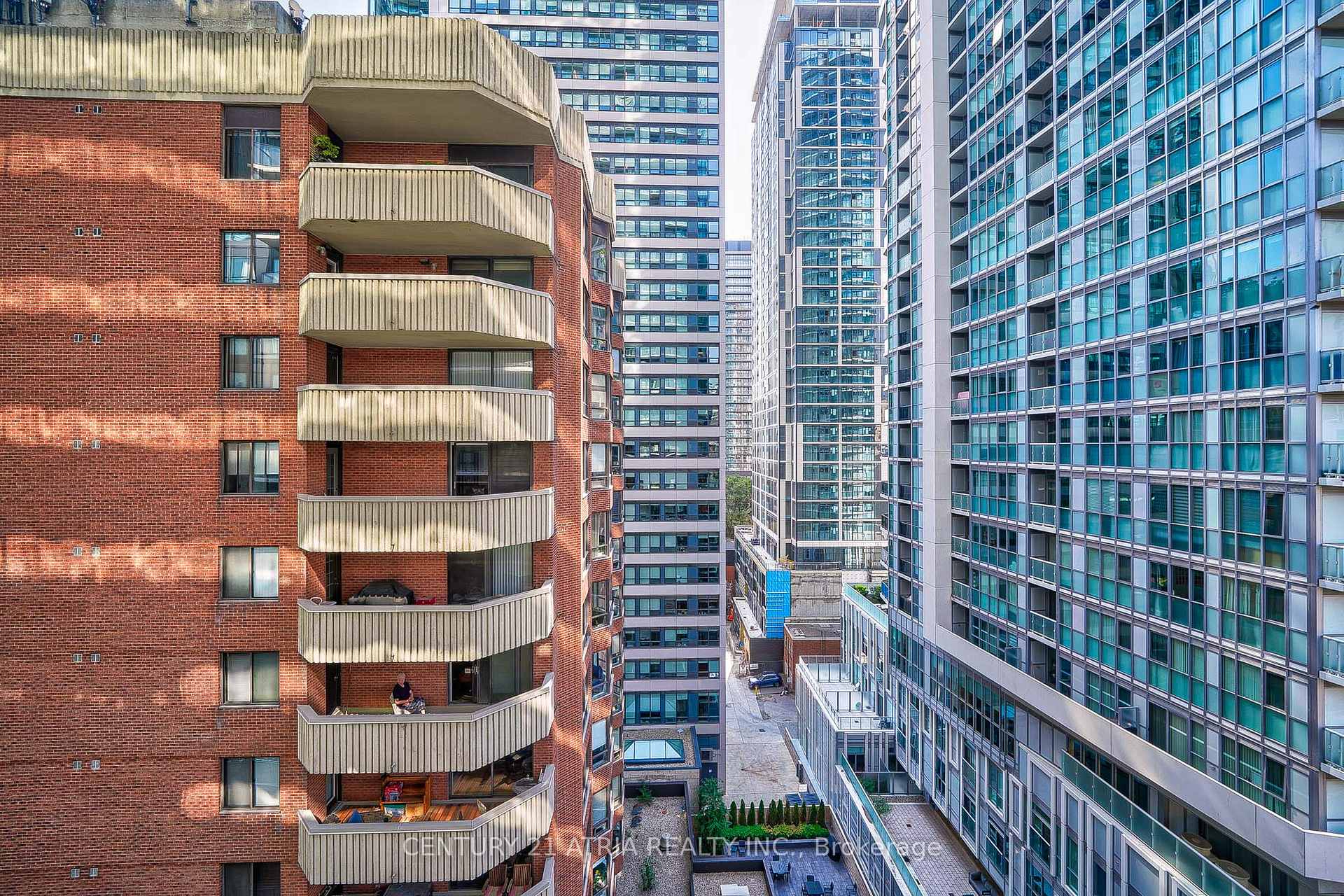 Photo 42 of Unit 1002, 159 Dundas Street E, Toronto, Church-Yonge Corridor — HOMEH