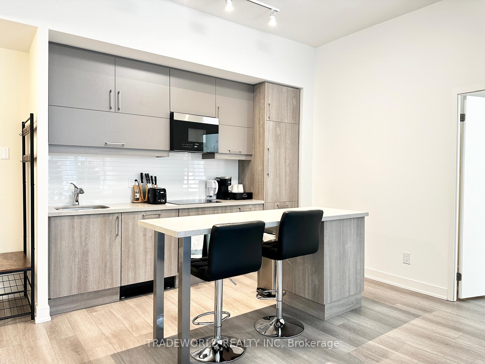 Photo 2 of Unit 1035, 8119 Birchmount Road, Markham, Unionville — HOMEH