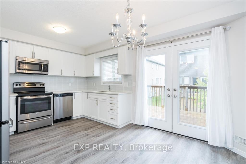 Photo 10 of Unit Unit #76, 3200 Singleton Avenue, London, South W — HOMEH
